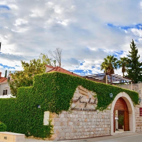 Kazbek (Dubrovnik)