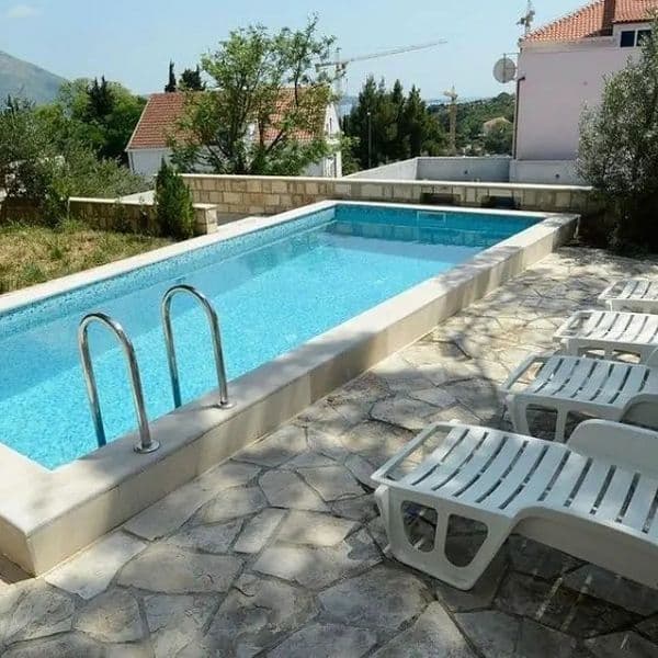 Villa Avantgarde