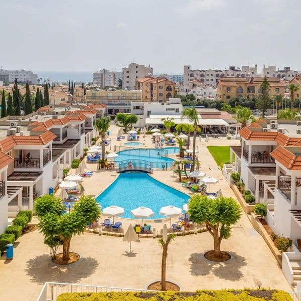 Sun Palace