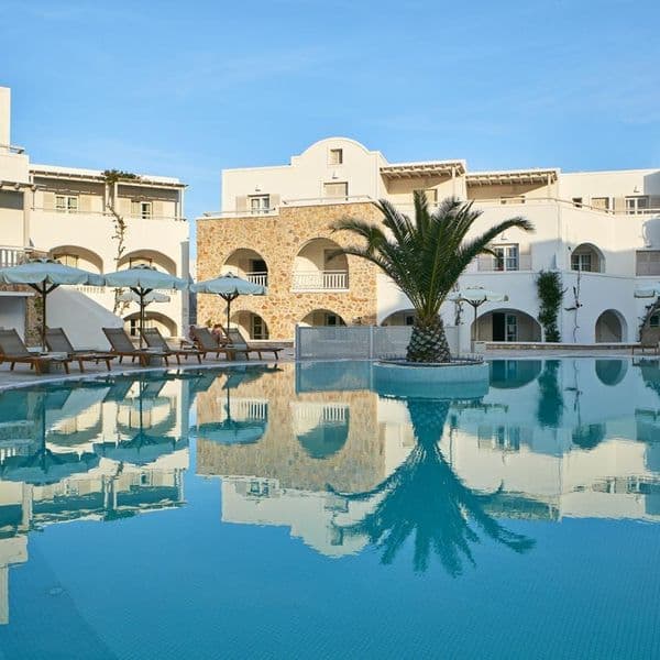 Aegean Plaza (Kamari)