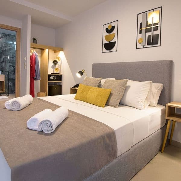 Athina Inn