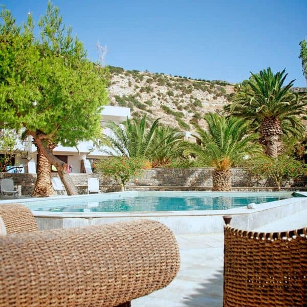 Avra Palm