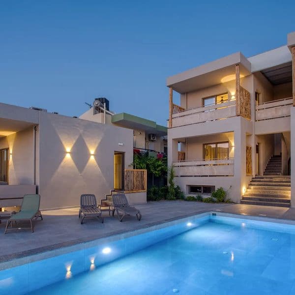 Casa D' Oro Suites