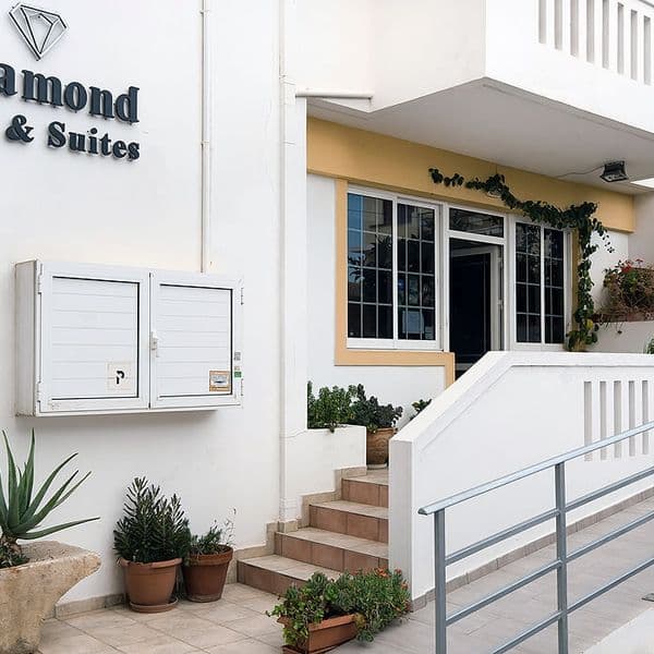 Diamond Apartments & Suites