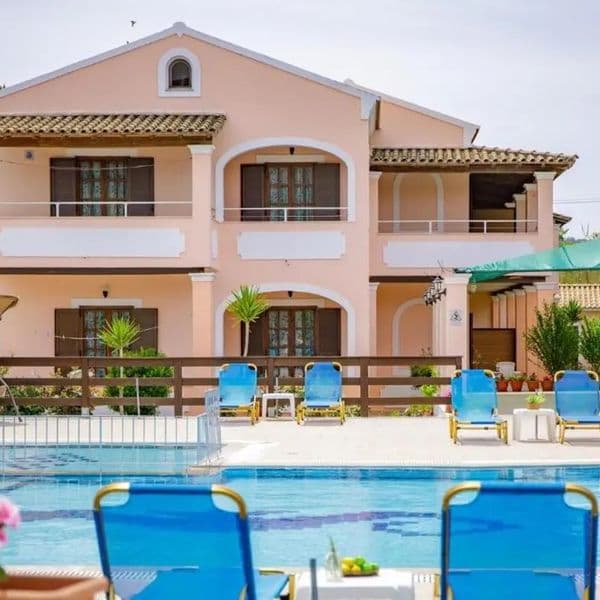 Nikos Pool Apartments Sidari
