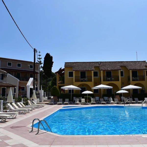 Oula Maisonettes