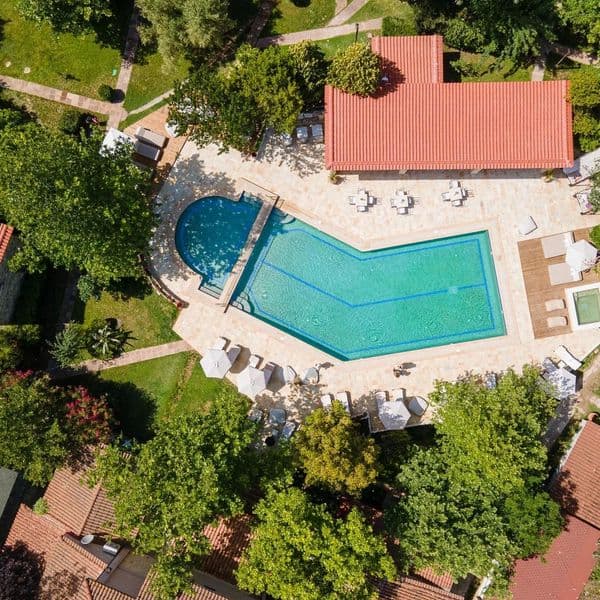 Petrino Suites