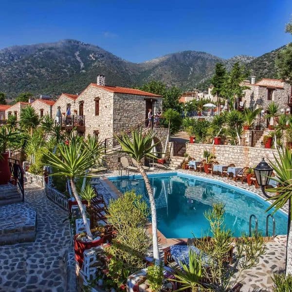 Petrino Horio Stone Village