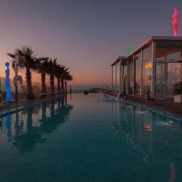 H Hotel