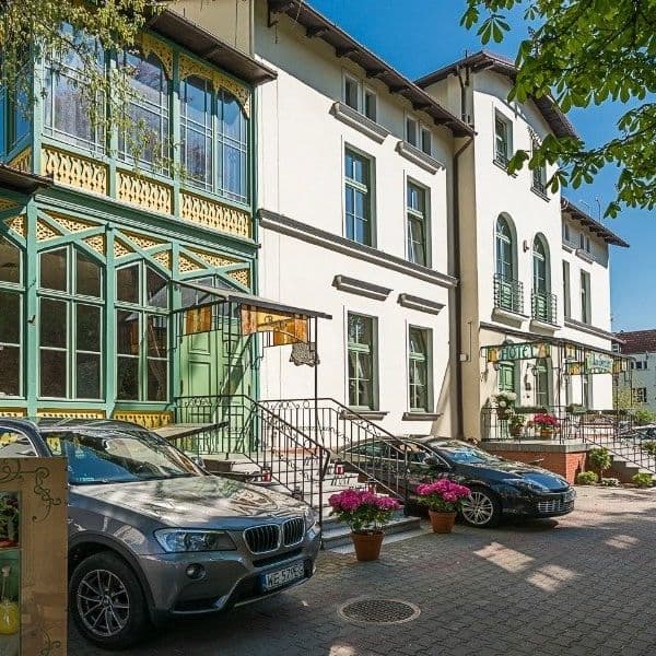 Villa Sedan