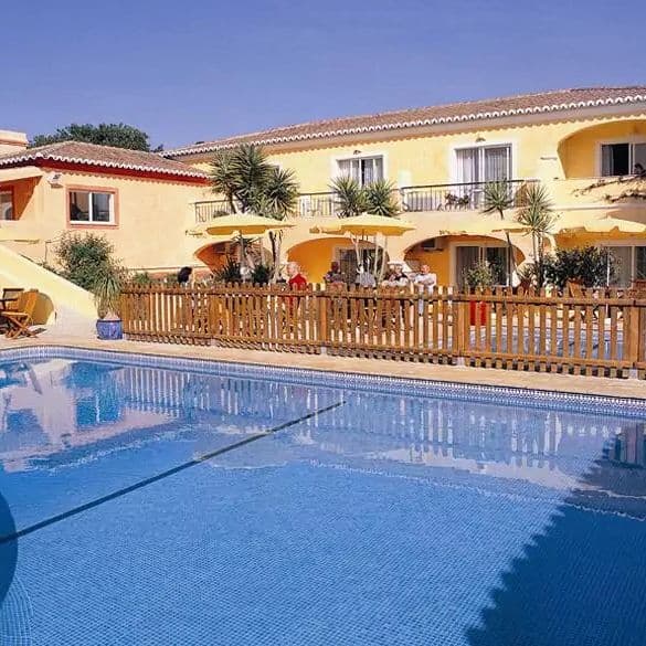 Costa D'Oiro Ambiance Village