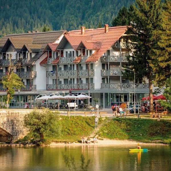 Jezero (Bohinj)
