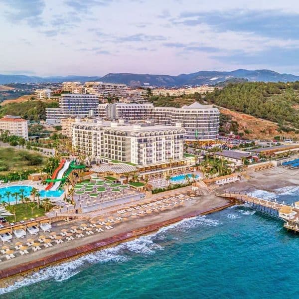 Aria Resort & SPA