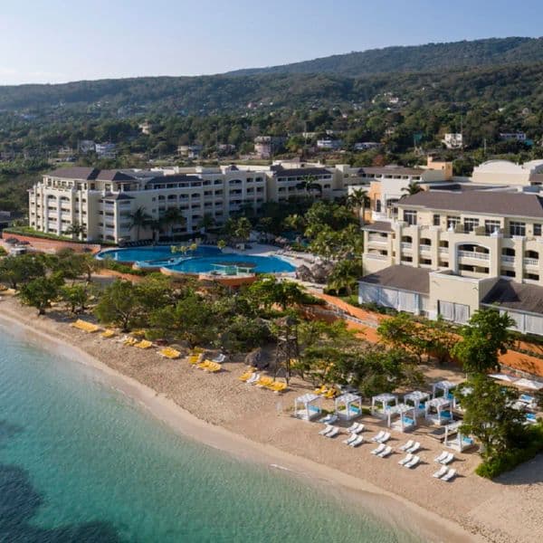 Iberostar Waves Rose Hall Beach
