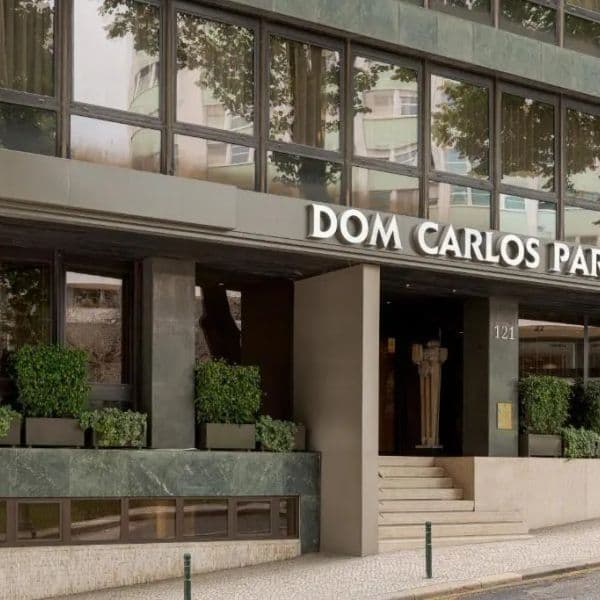 Dom Carlos Park