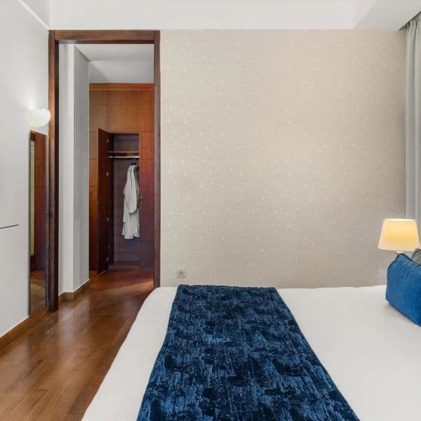 Athenaeum Eridanus Luxury