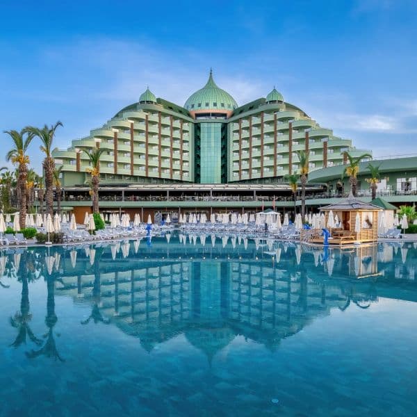 Delphin Palace
