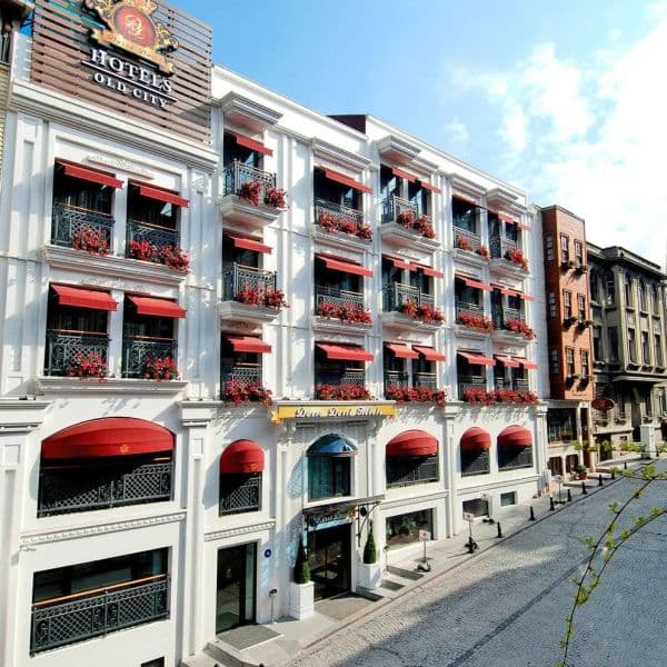 Dosso Dossi Old City