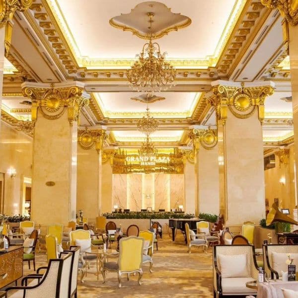 Grand Plaza