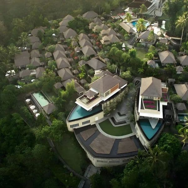 Kamandalu Resort