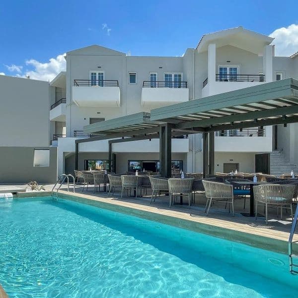 Mare Blue & Suites