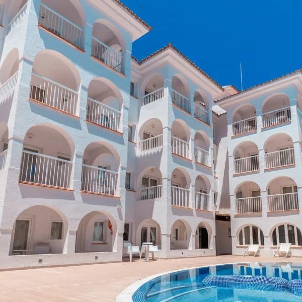 R2 Bahia Cala Ratjada Design