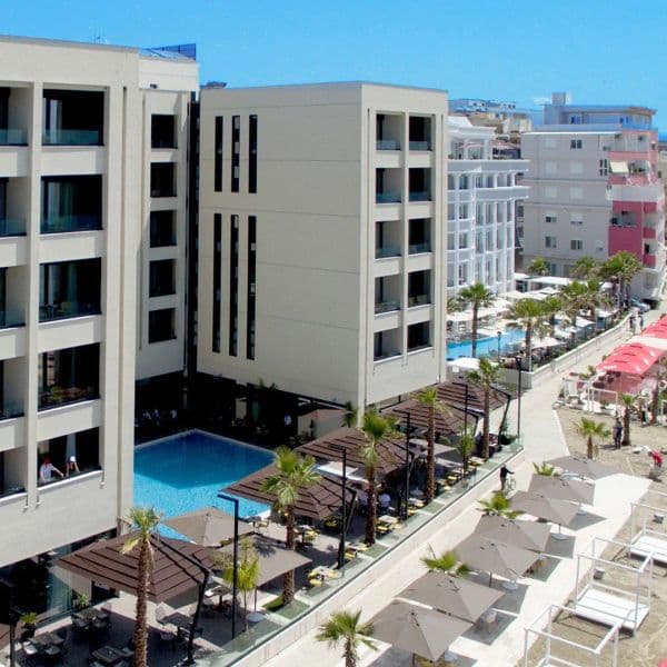 Royal G Hotel