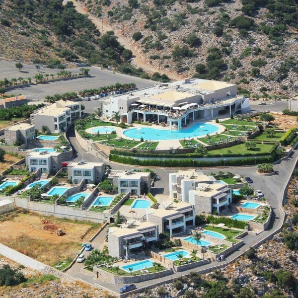 The Noverian Scenic Hilltop Villa Resort