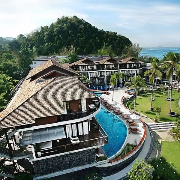 Holiday Ao Nang Beach Resort