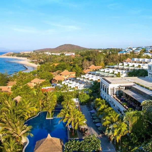 The Cliff Resort & Residence