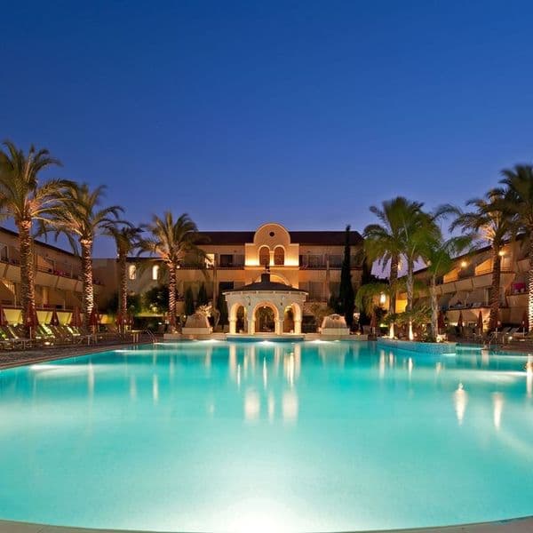 Napa Plaza
