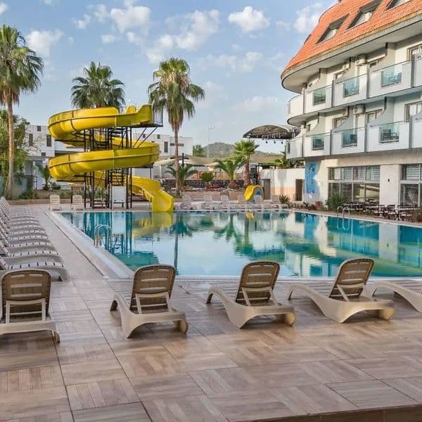 Dedeman Kemer Resort