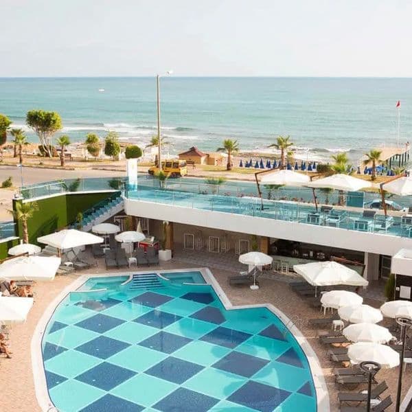 Sunprime C-Lounge