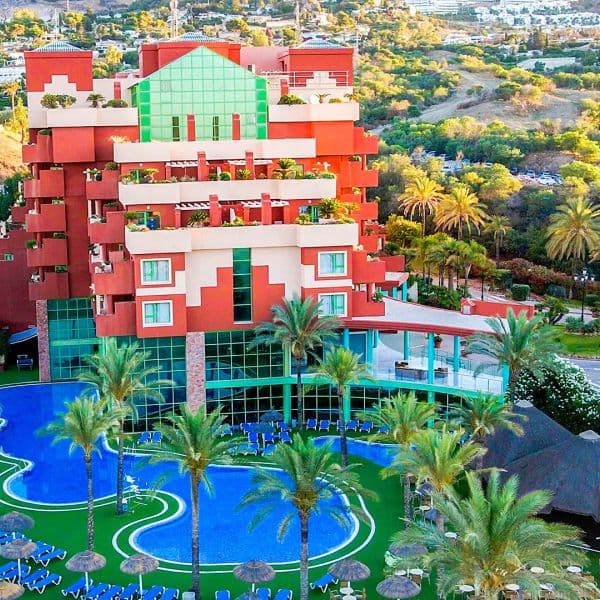 Holiday World Riwo (ex Holiday Palace)
